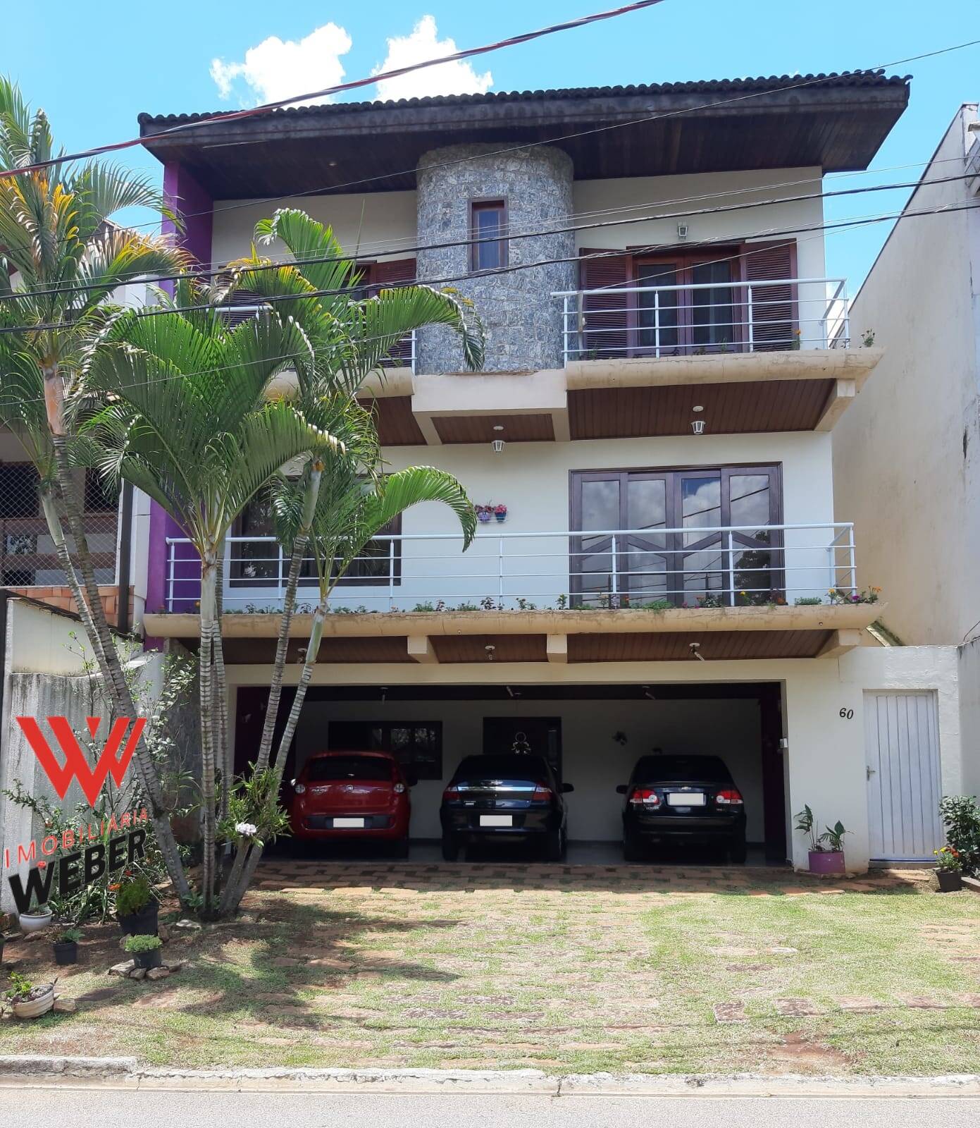 Casa à venda com 6 quartos, 400m² - Foto 1