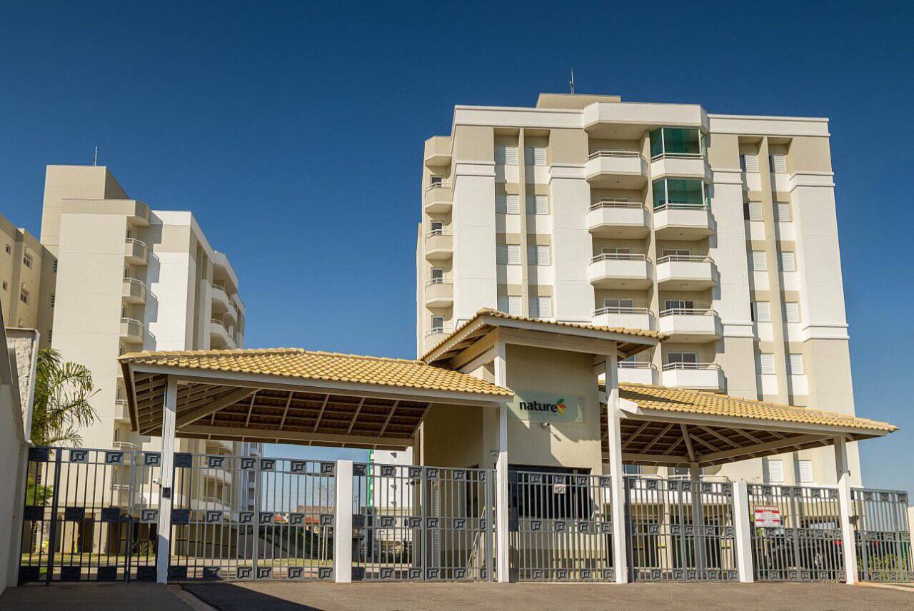 Apartamento à venda com 3 quartos, 80m² - Foto 1