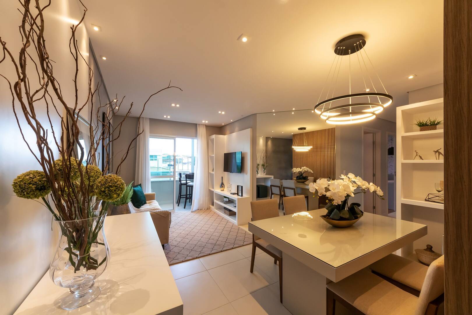 Apartamento à venda com 3 quartos, 80m² - Foto 2