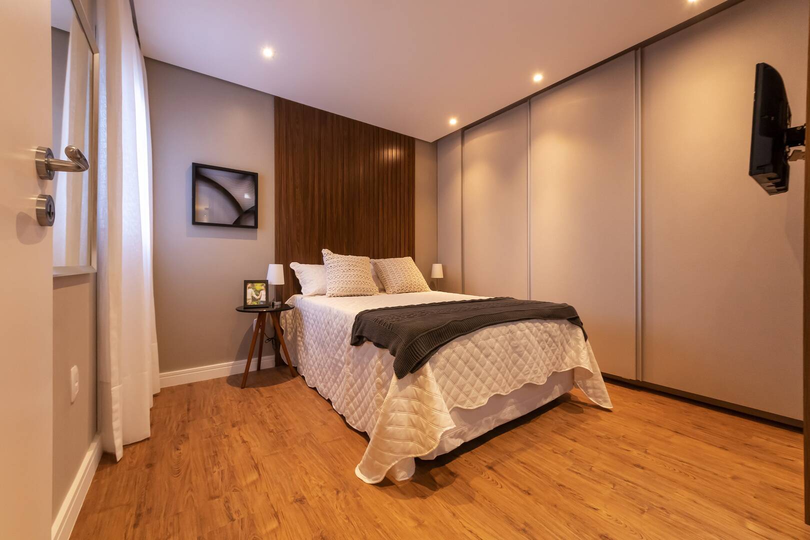 Apartamento à venda com 3 quartos, 80m² - Foto 3
